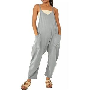 Women’s Medium Jumpsuit Romper Overalls Onesie